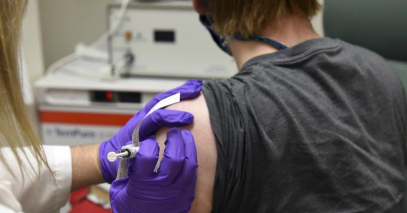 Los vacunados debern esperar 72 horas para donar sangre