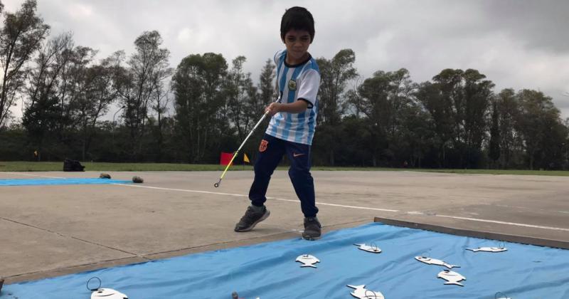 El taller de pesca se realizó en el Parque Albertina