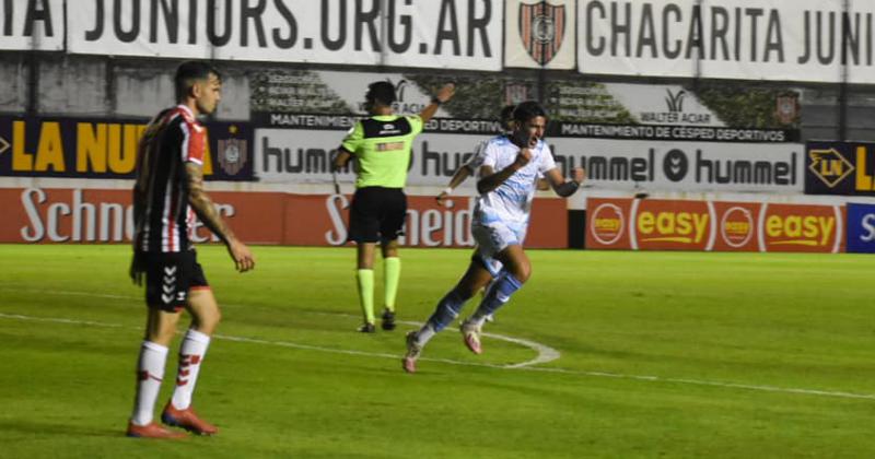 El disparo de Contreras ya entró y todo el Cele lo festeja