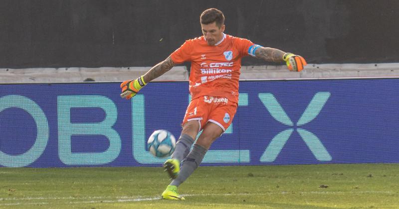 Crivelli fue titular en los últimos dos partidos