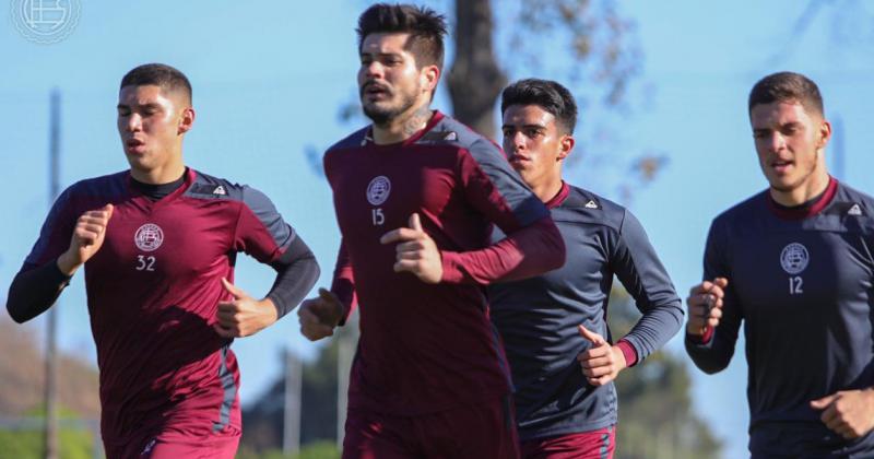 El plantel realizó muchos trabajos físicos