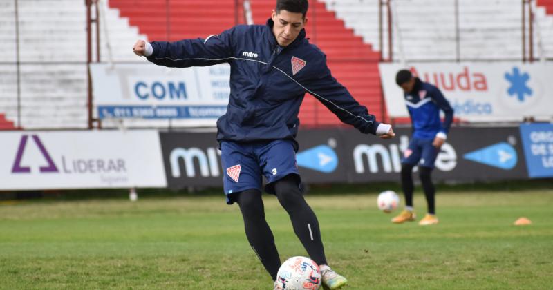 Vaca ya trabaja con pelota