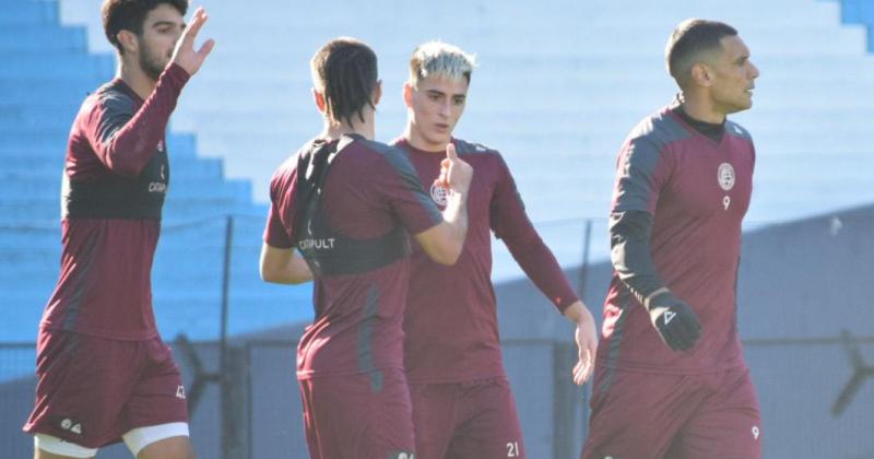 Lanús se impuso en las dos pruebas- ganó 2 a 0