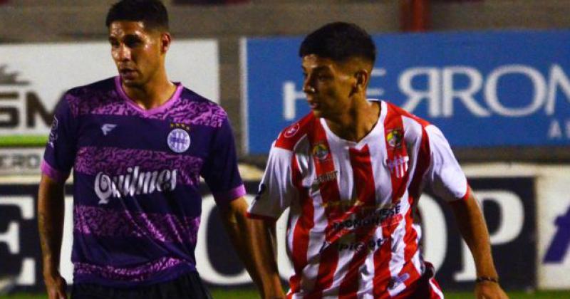Cantero con 16 años debutó ante Sacachispas