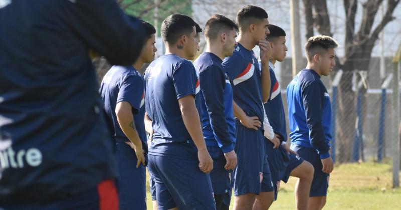 Salomón busca dos refuerzos m?s