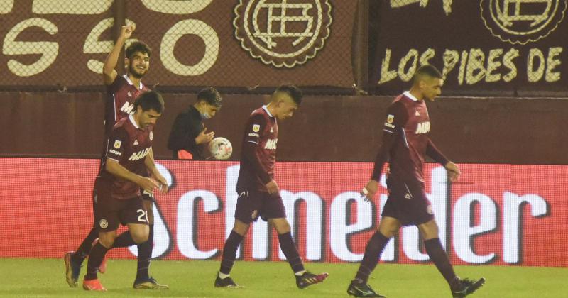 Lanús festeja de a montones y es el ms goleador del torneo