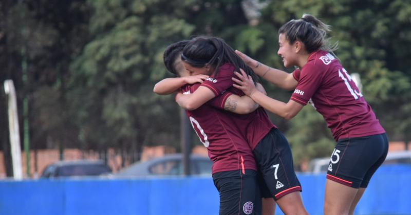 Lanús se llevó un triunfo agónico