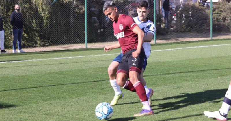 El Granate tropezó en su visita a Vélez