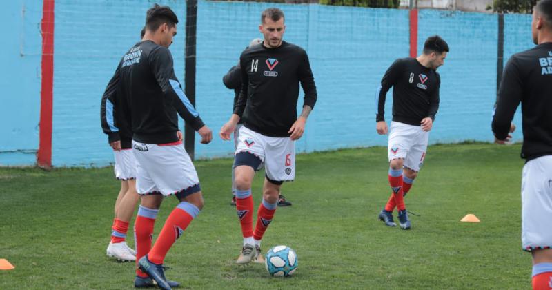Brown se prepara para afrontar un partido clave