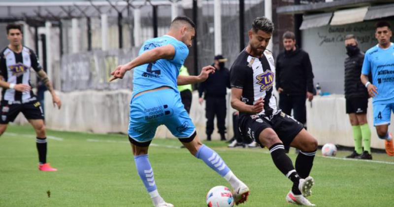 Temperley no pudo pasar del cero en la visita a Caseros