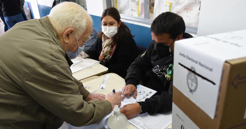 Tiene 88 y no falta- Voto porque entiendo que todos tenemos que ser parte de la historia