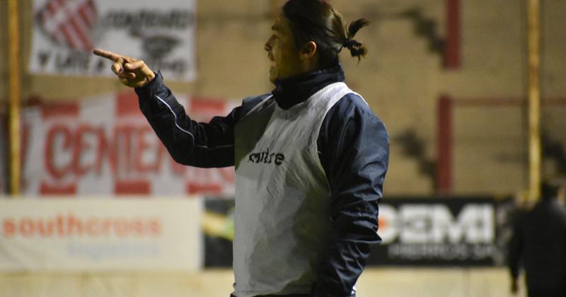 Salomón confía en reencontrarse r?pido con los tres puntos