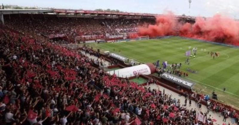 Es viernes vuelven el público a las canchas