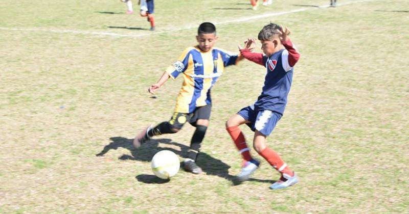 Mundo Independiente de Burzaco - Oficial