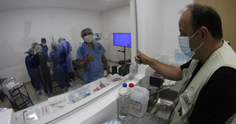 Se realizoacute la primera operacioacuten de cataratas en el Hospital Oftalmoloacutegico