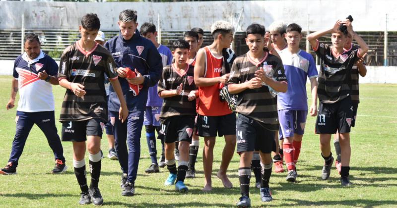 Los Andes probaraacute jugadores para sus Divisiones Inferiores