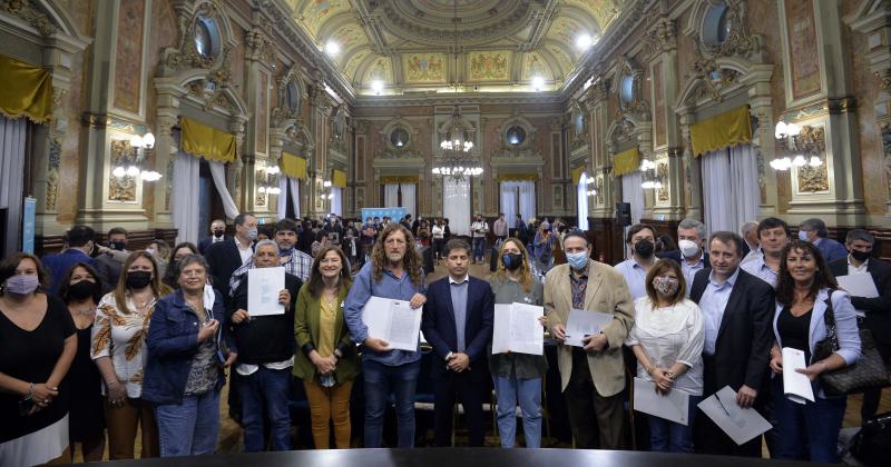 las autoridades bonaerenses firmaron el convenio