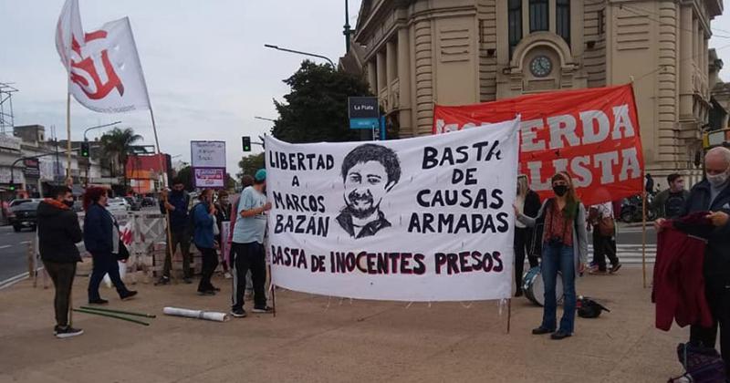 Caso Anahiacute Beniacutetez- vuelven a marchar para pedir la libertad de Marcos Bazaacuten