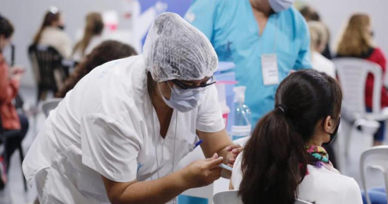 El 70-en-porciento- de la población tiene el esquema de vacunación completo