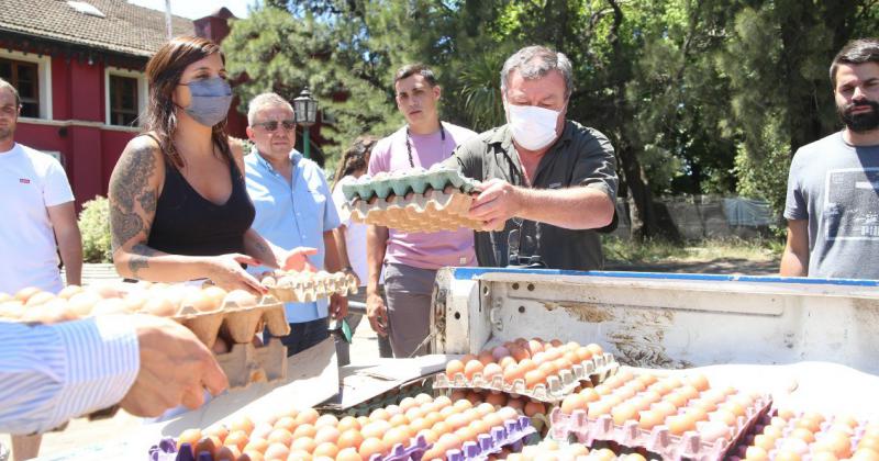 La primera entrega de huevos fue para 57 jardines comunitarios