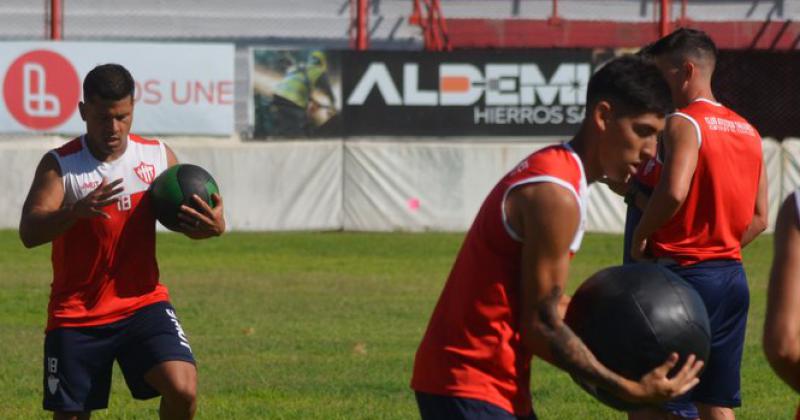 El plantel de Talleres est en proceso de armado