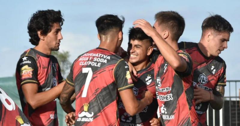 El festejo tras el segundo gol del Tambero