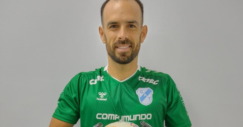Matías Castro se pierde el próximo encuentro por Covid
