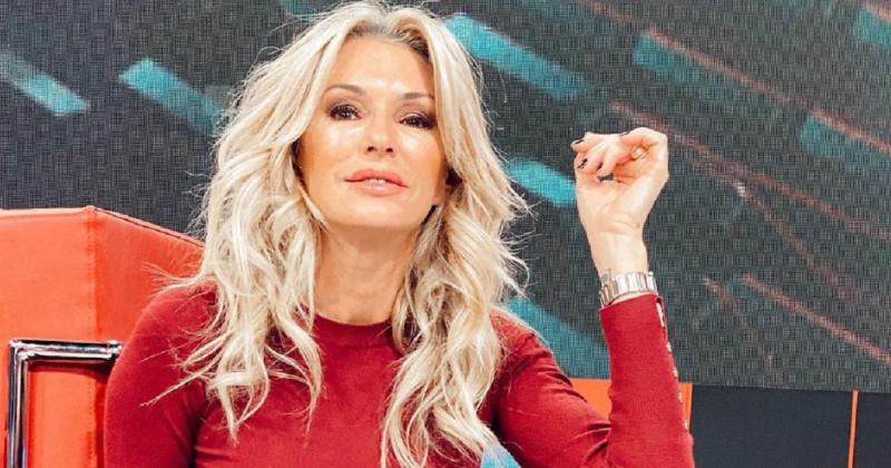 Por queacute desvincularon a Yanina Latorre del programa de Polino 