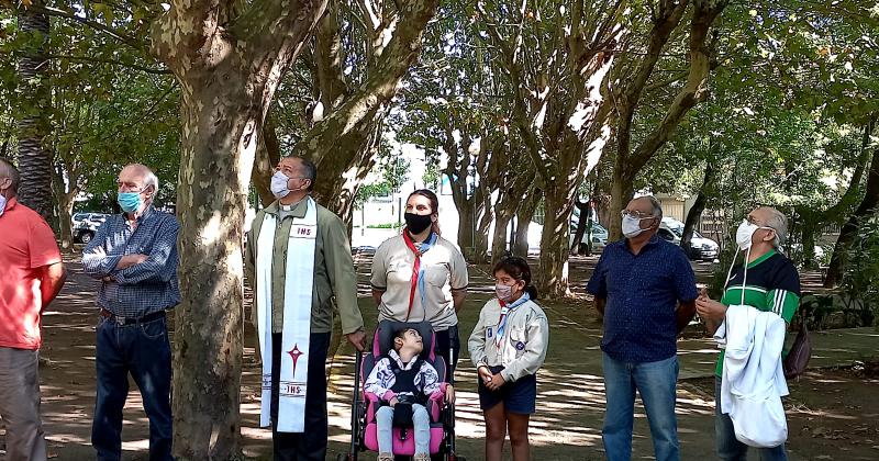 Homenaje a San Martín en la plaza de Turdera