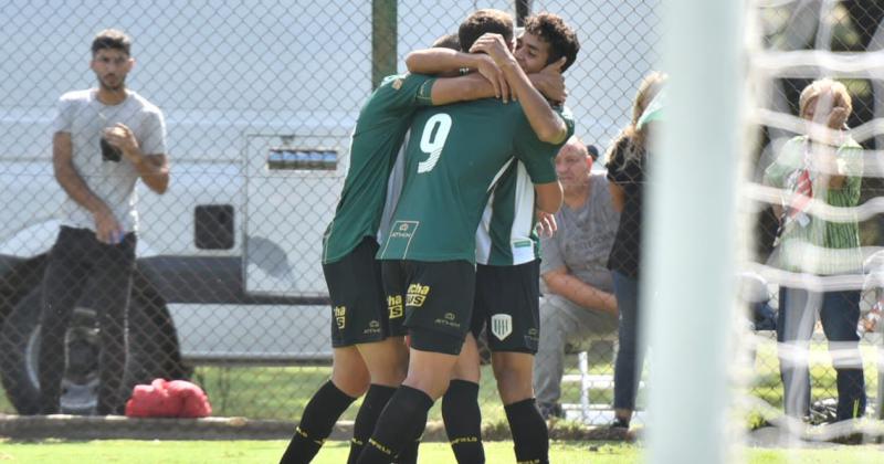 Los pibes se quiere abrazar a otro triunfo