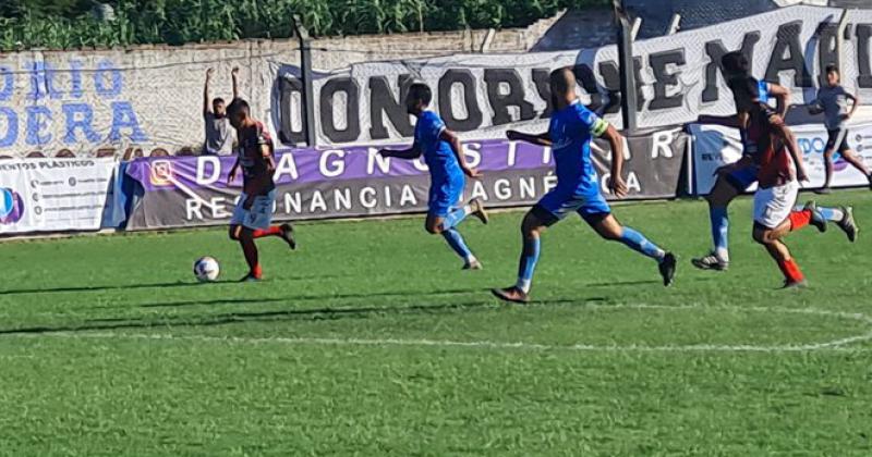 Claypole lo dio vuelta y se subió a la punta