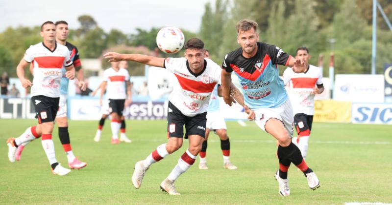 Brown encerroacute al Gallo en su jaula y mira a todos desde arriba
