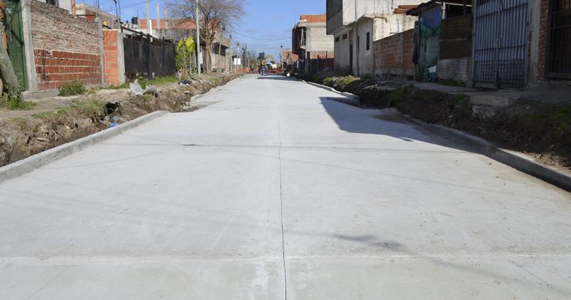 El año pasado pavimentaron 450 cuadras