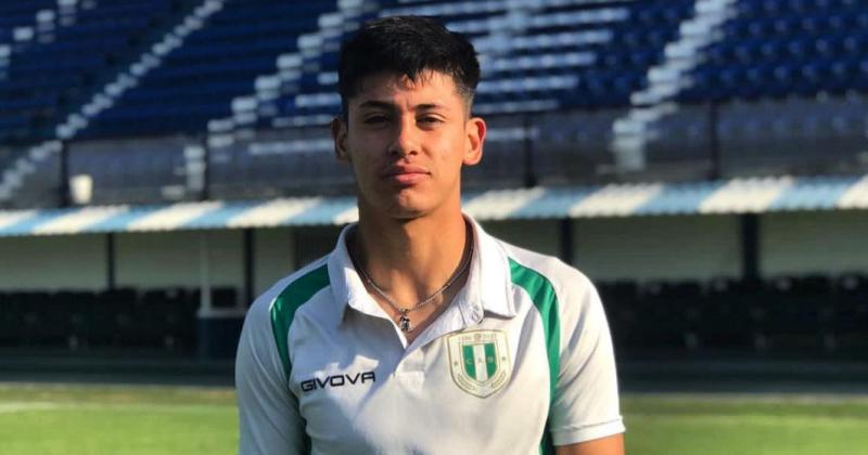 El futbolista fue operado e iniciar su recuperación