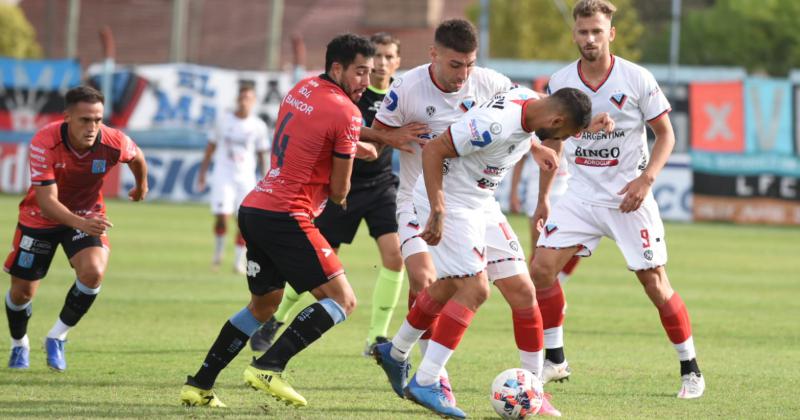 Pablo Vico terminoacute conforme a pesar del empate en Adrogueacute