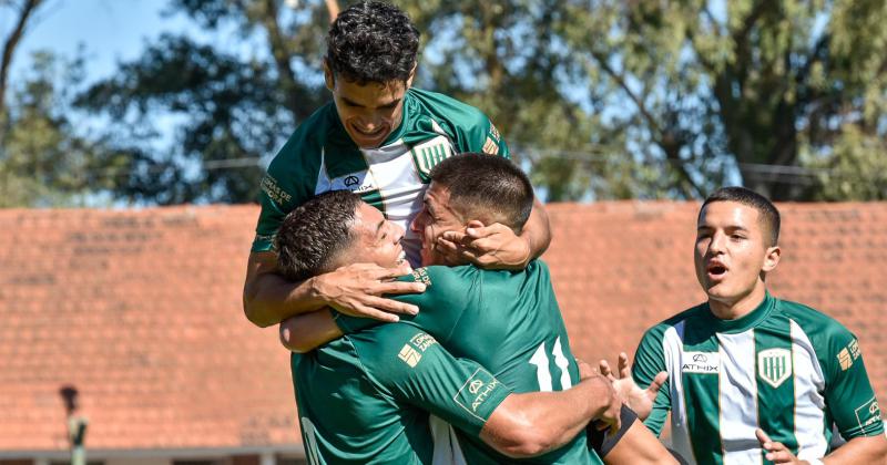Otro triunfo para ser líder e invicto de la Zona A