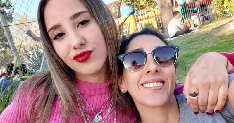 Lara tenía 17 años