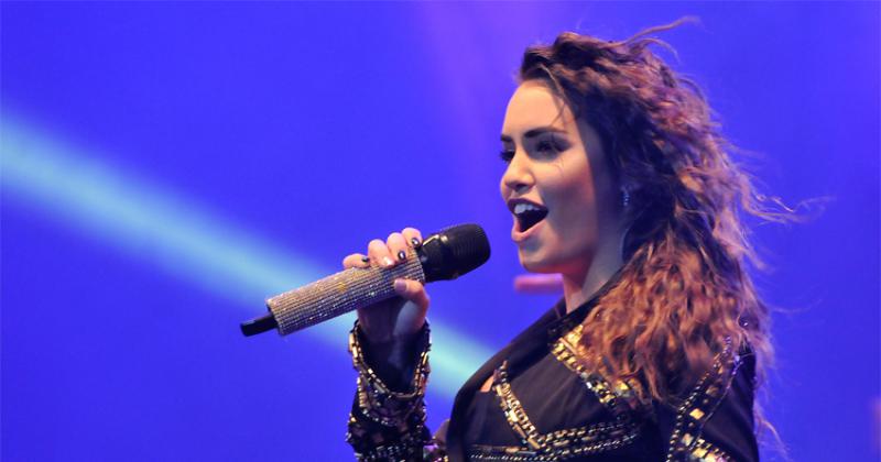 Lali no para