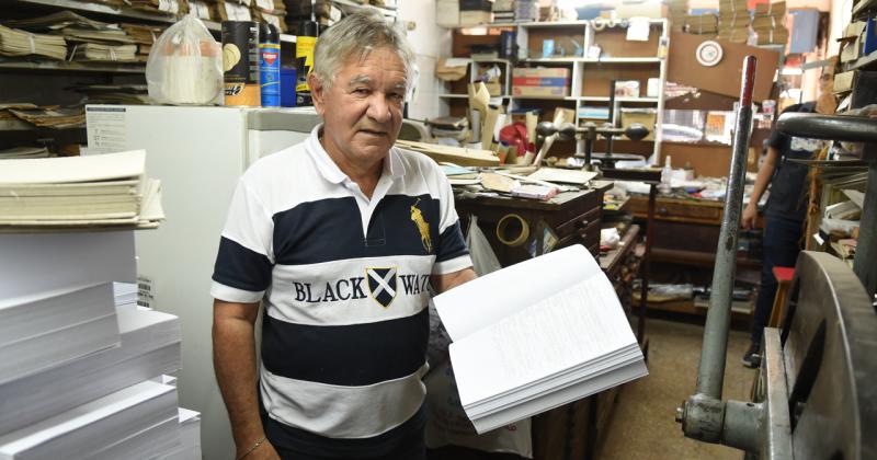 El encuadernador lomense- Estoy manteniendo parte de la historia de Lomas