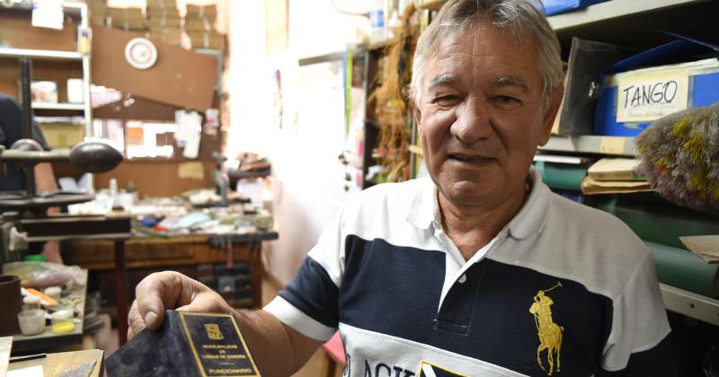 El encuadernador lomense- Estoy manteniendo parte de la historia de Lomas