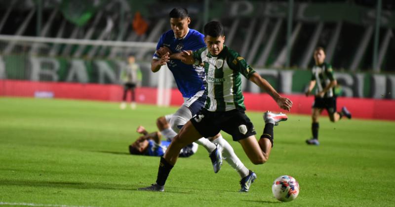 Quinteros se desprende de la marca