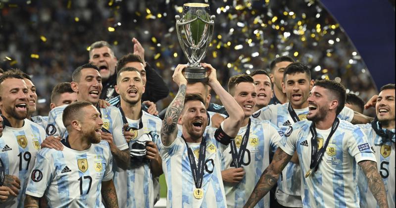 Messi alzó una nueva copa con Argentina