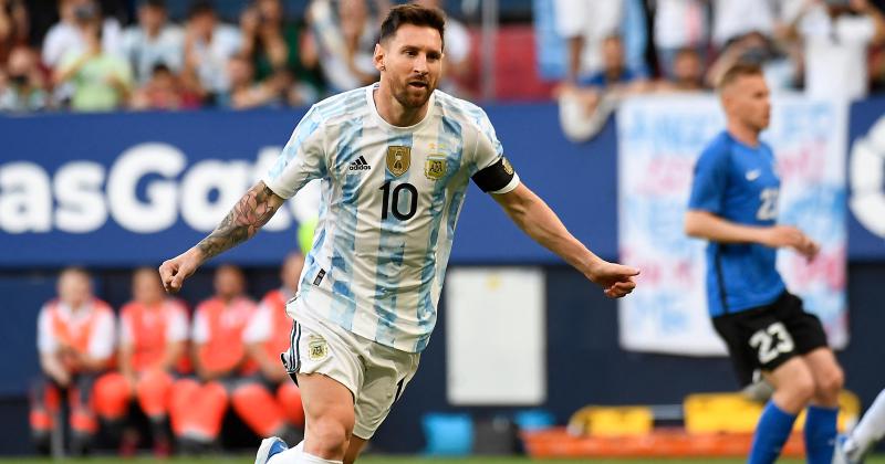 Messi clavó los cinco goles argentinos