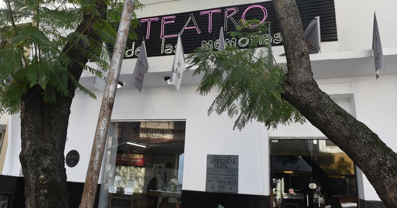 El Teatro de las Memorias se renovoacute y abrioacute una cafeteriacutea