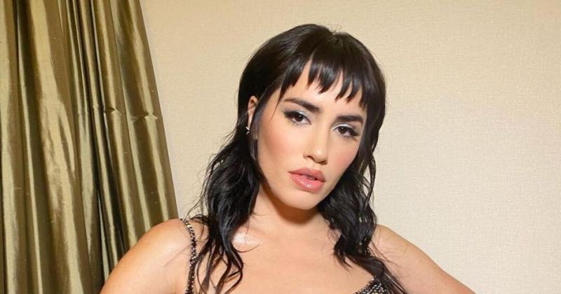 El hermoso gesto de Lali Espoacutesito con una pequentildea fan 