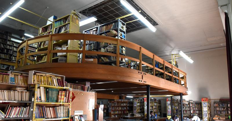 Biblioteca Mentruyt- los detalles de su edificio histoacuterico