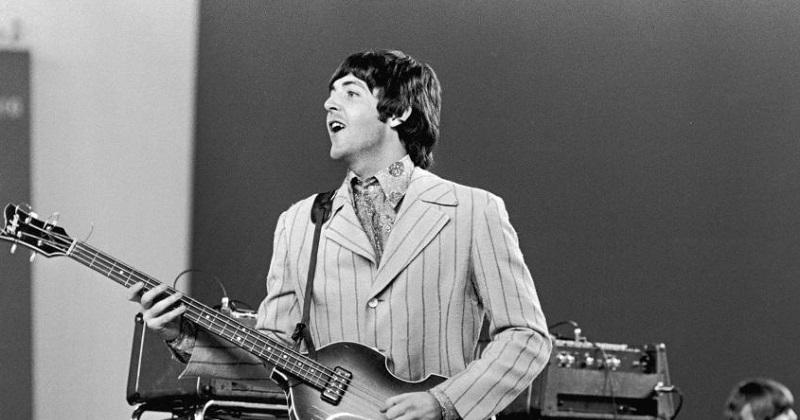 Paul McCartney un iacutecono del rock cumple 80 antildeos