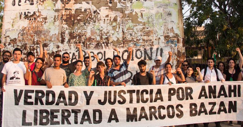Nueva marcha para pedir la liberacioacuten de Marcos Bazaacuten