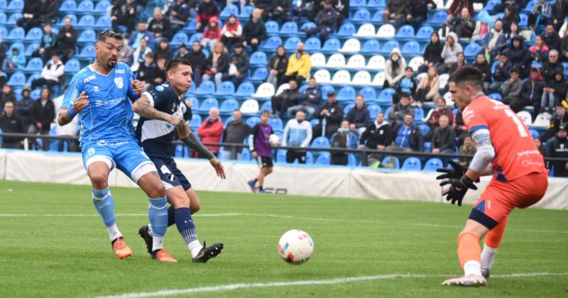 López no llega a conectar frente a Fernndez