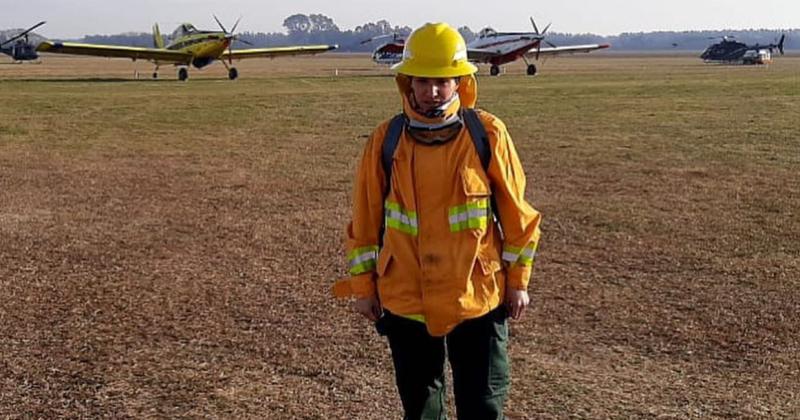 Sabrina Gerez la bombera de Lomas que combate el fuego en el Delta del Paran�